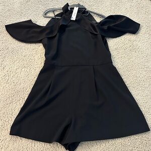 Alice + Olivia Black Roseline Cold Sholder Romper size 10
